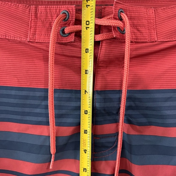 Vineyard Vines Performance Swim Trunks Sz 36 Drawstring Board Shorts Vacation - Picture 7 of 8